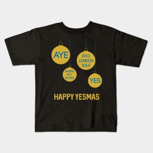 Gold Happy Yesmas Christmas Decoration Bauble Design Kids T-Shirt